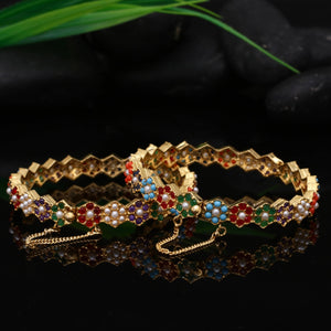 Zirconia Flower Bangle