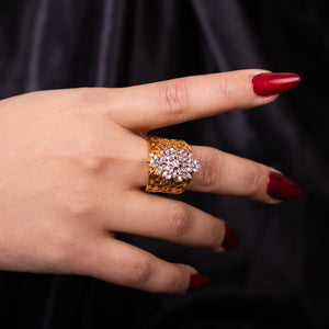 Captivating Gold-Plated Adjustable Zircon Ring